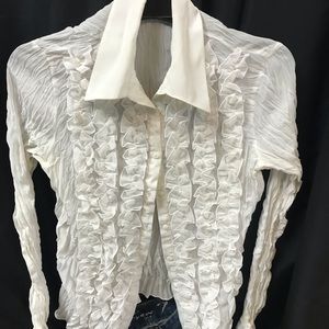 Cute white ruffle blouse